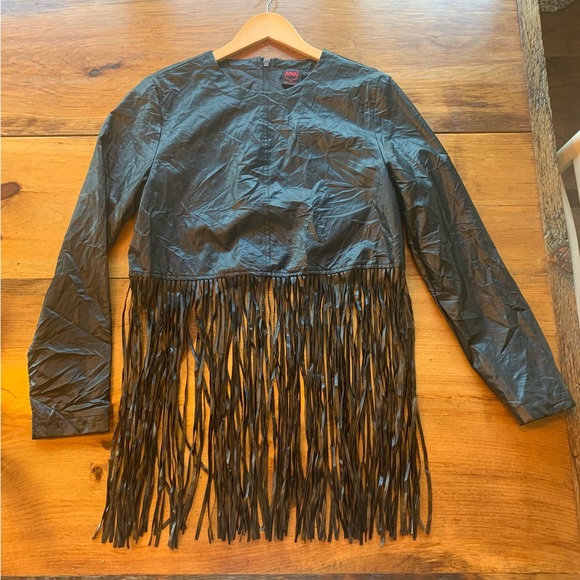 RORA crop top with fringe. Size 8 - Picture 6 of 14